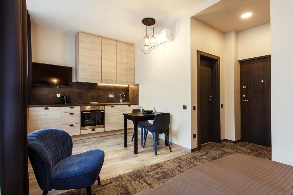 Апарт-отели Old Town Trio Apartments Вильнюс-84